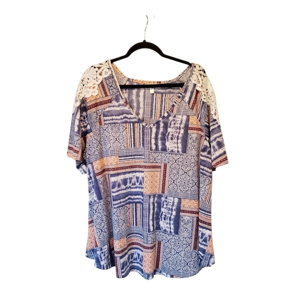 🇺🇸Stylish Women's Blouse in Blue and White Size 2X